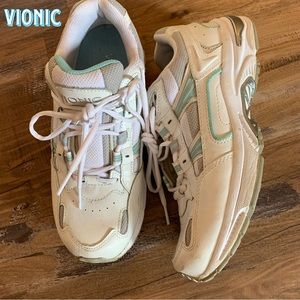 VIONIC leather Walkers White Sz 7.5 Women Orthopedic Comfort Sneakers